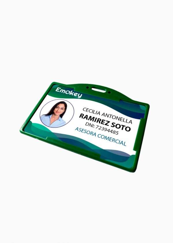 Fotocheck en PVC + Portafotocheck